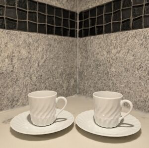 Richard Ginori Swirl White Ancona Espresso Demitasse Cups and Saucers Set of 2